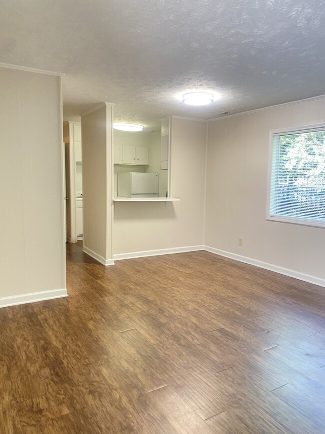 Standard 1 bedroom - Branson Creek Commons