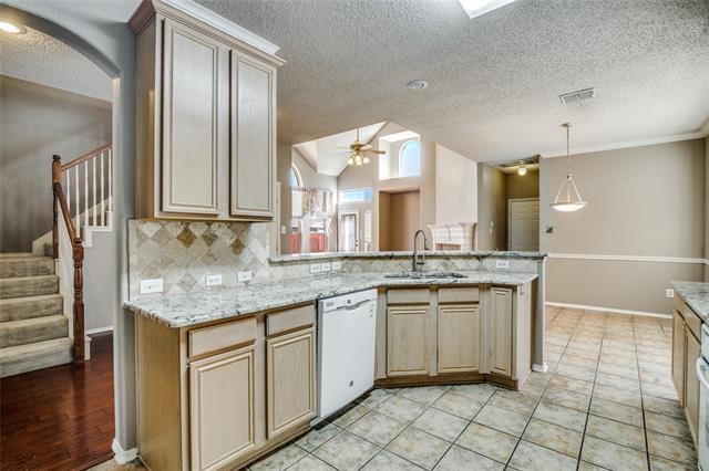 Building Photo - 2023 Nottingham Pl