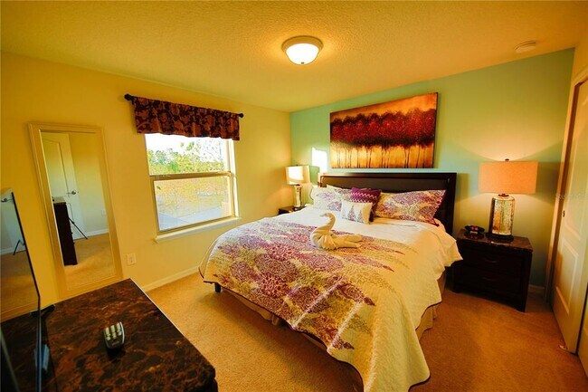 Building Photo - 8809 Rhodes St