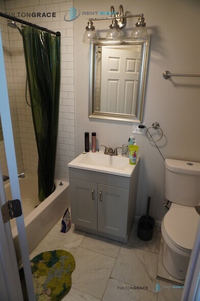 Building Photo - 2652 W 23rd Pl