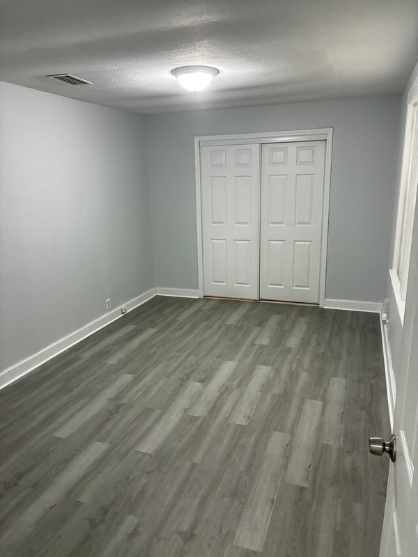 Building Photo - 7651 Hammond Blvd