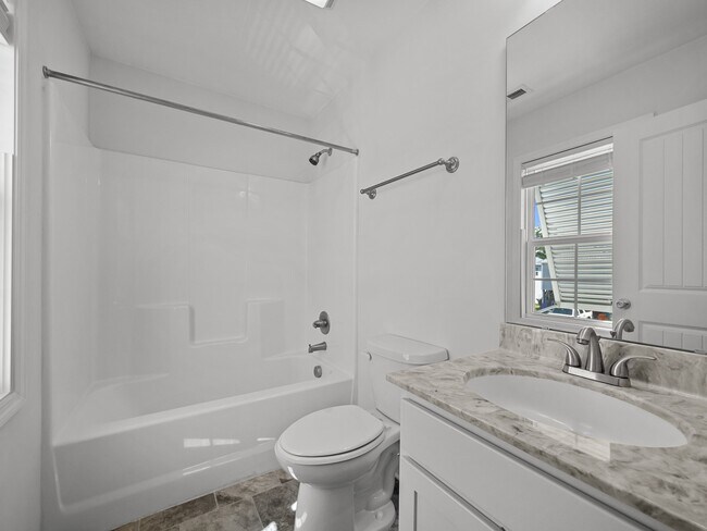 Guest Ensuite - 139A James Ave