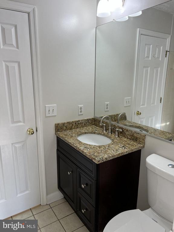 Building Photo - 12002 Ridge Knoll Dr