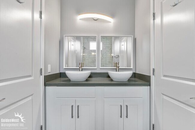 Building Photo - Fairmount Ave