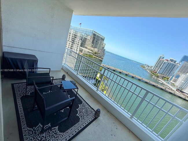 Building Photo - 701 Brickell Key Blvd