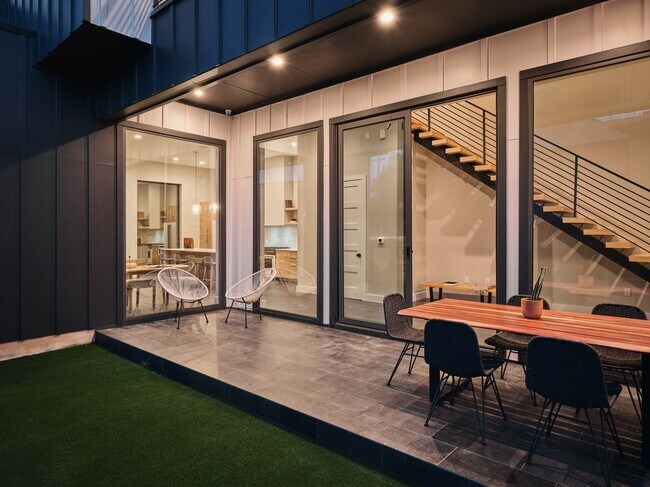 Building Photo - 412 Kemp St