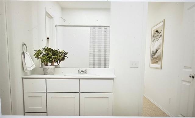 Building Photo - 1121 Desert Willow Dr