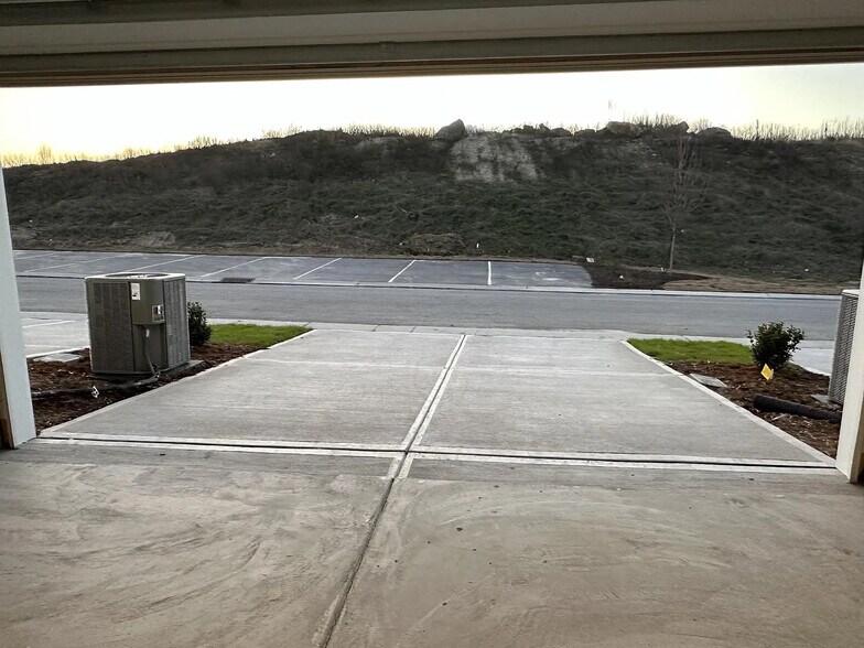 Building Photo - Room in Townhome on Kasota Ln