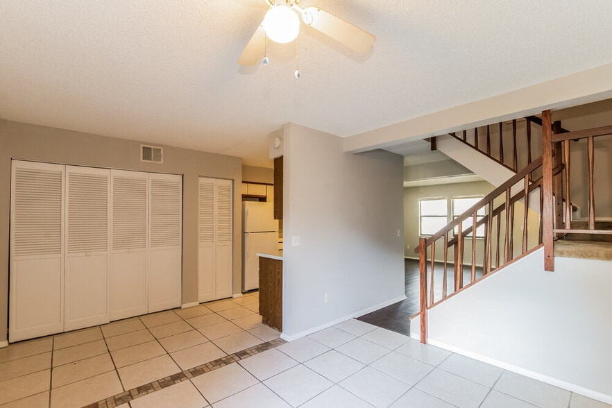 Building Photo - 9359 Genna Trace Trail
