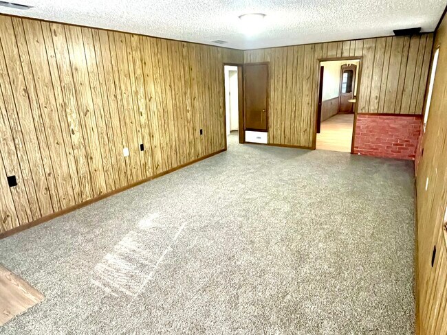 Building Photo - 4242 US Highway 287 Access Rd N