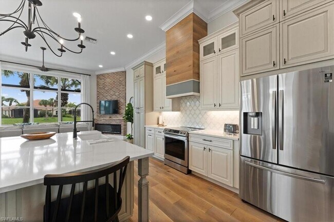 Building Photo - 8541 Peppertree Way