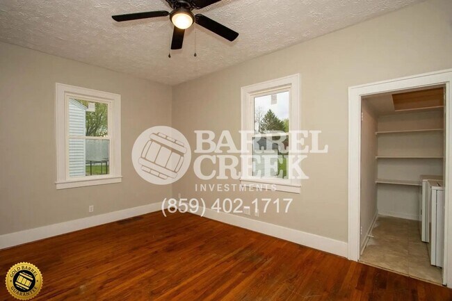 Building Photo - 2-Bedroom 1-Bath + Bonus room