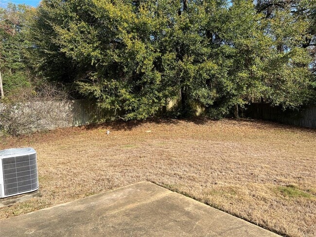 Building Photo - 801 Cottage Ln