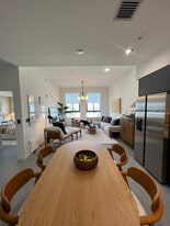 Building Photo - 160 NW 27th St