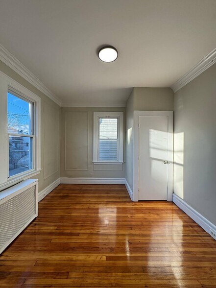 Building Photo - 126 3rd St