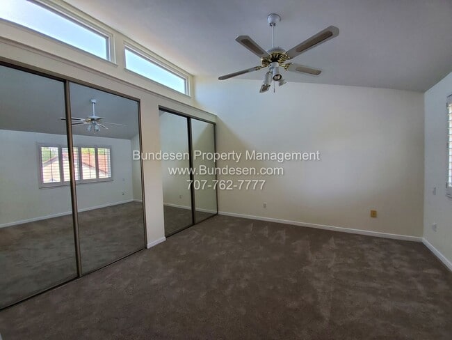 Building Photo - Beautiful 4 Bedroom Home with Pool – Easts...