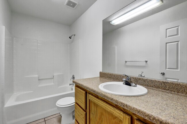 Building Photo - 206 Bobbie Ann Ct