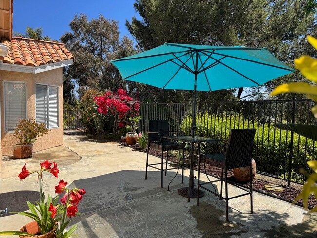 Building Photo - Open House Saturday 5/3 from 10 to 2pm-Bea...
