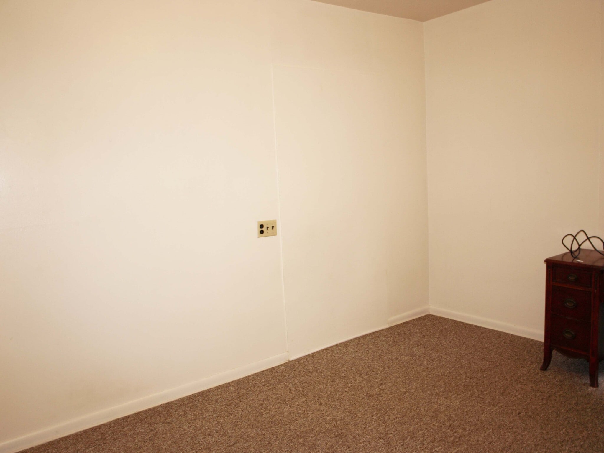 Bedroom 2 - 1935 University Ave