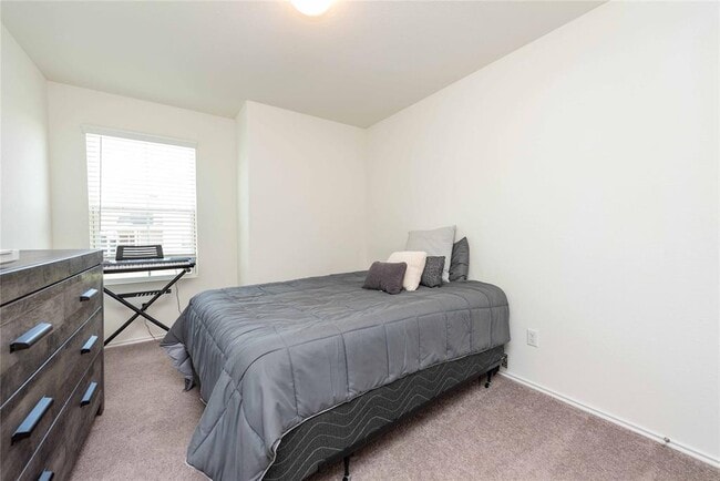 Building Photo - 153 Wind Flower Ln