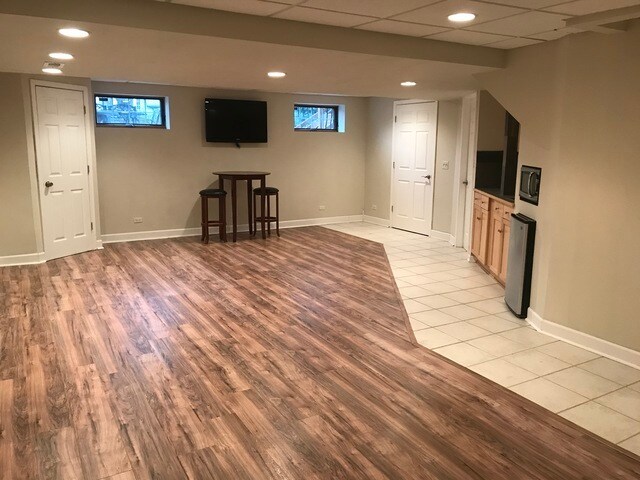 Building Photo - 4035 Schillinger Dr