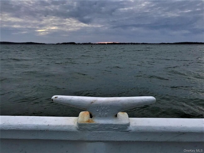 Building Photo - 42 N Menantic Rd