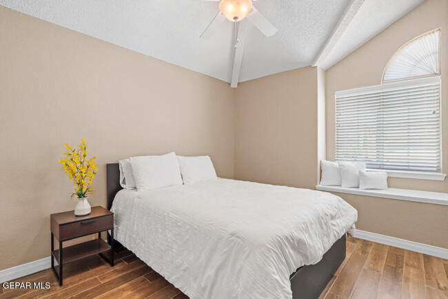 Building Photo - 1401 Copper Ridge Dr