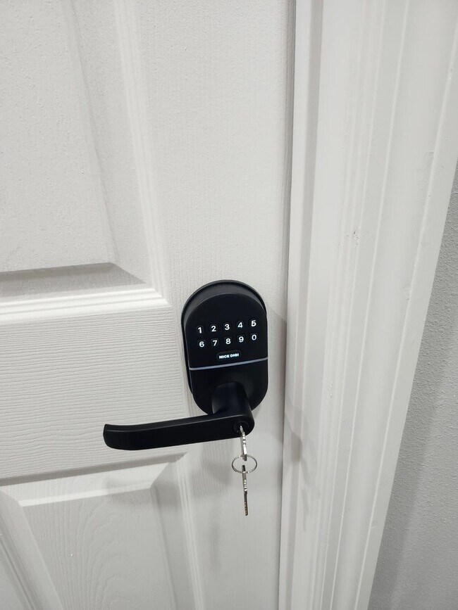 Building Photo - Kissimmee Street Apartments