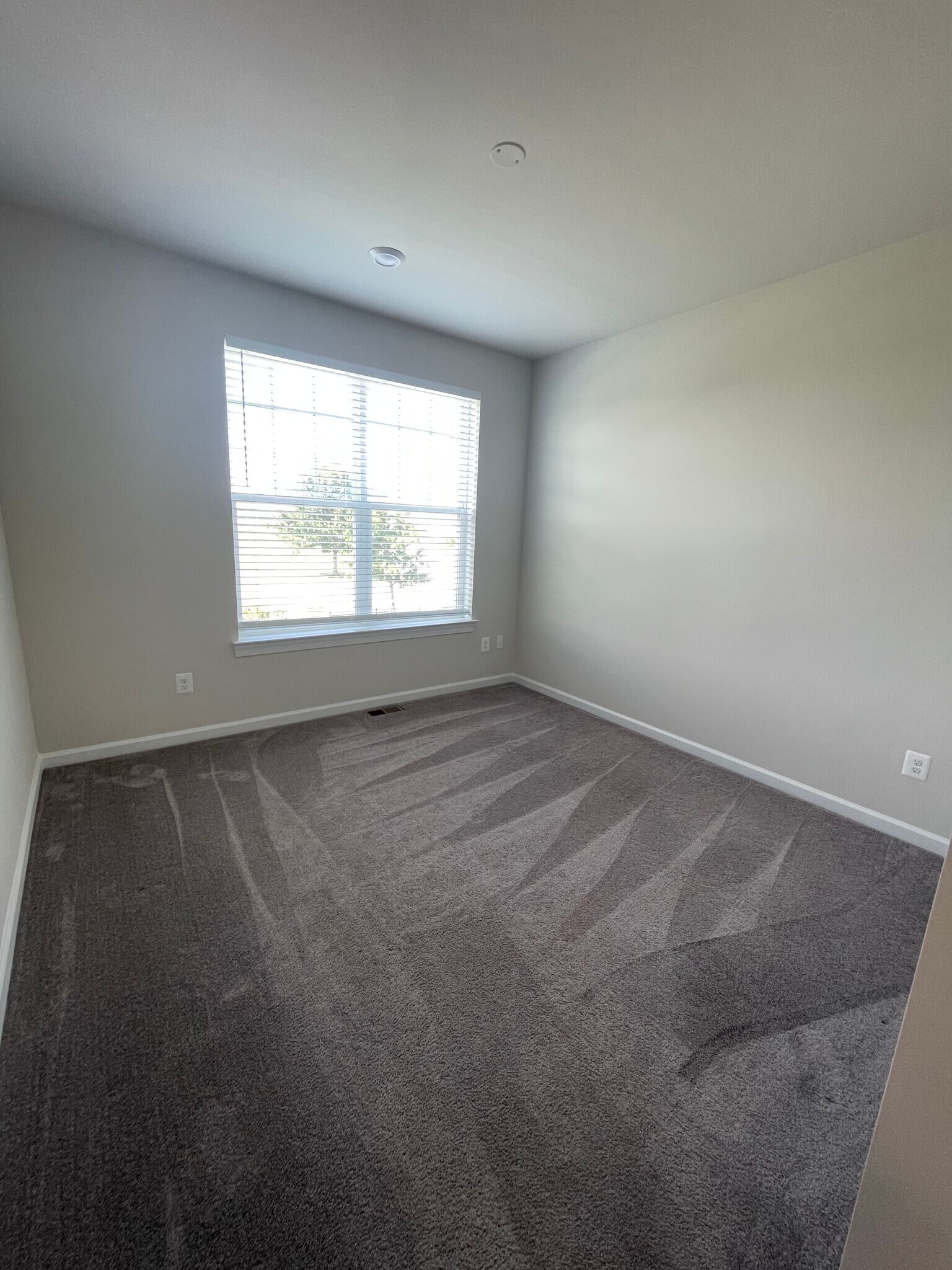 Building Photo - 4914 Macdonough Pl