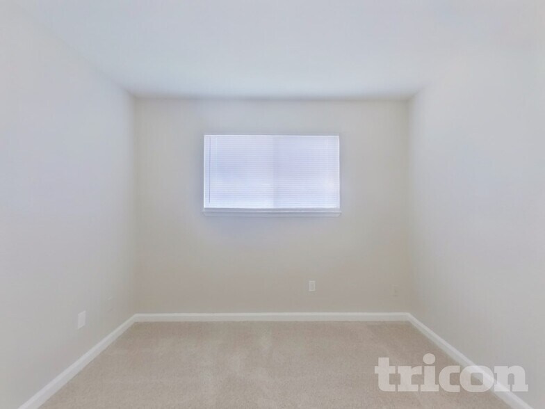 Building Photo - 3105 Rozanna Ct