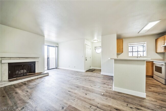 Building Photo - 2978 Juniper Hills Blvd