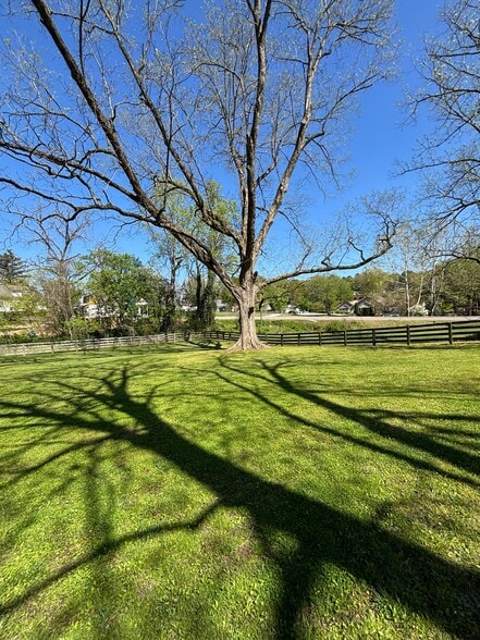 Building Photo - 311 Old Canton Rd