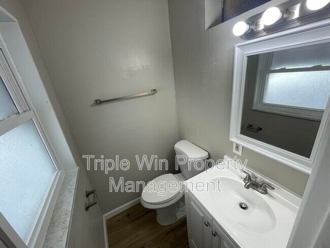 Building Photo - 11423 Ortega Dr