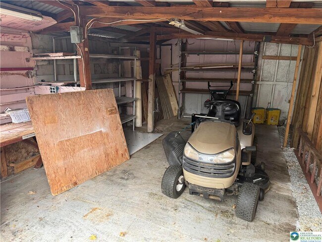 Building Photo - 5029 Grammes Rd