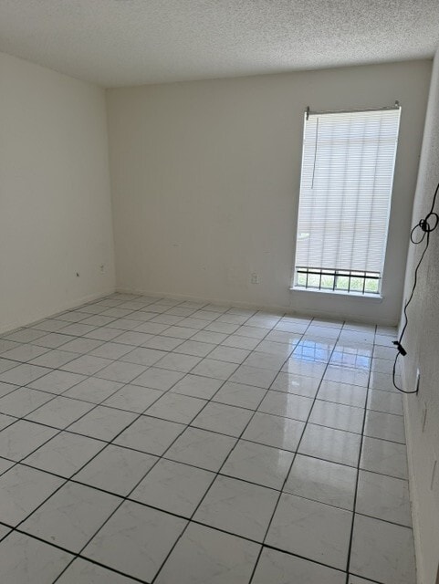 Building Photo - 10203 Forum Park Dr