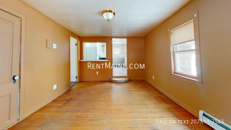 Building Photo - 322 Grove St