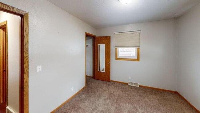 Building Photo - 1103 E Indiana Ave