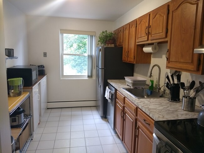 Building Photo - 112 Decatur St