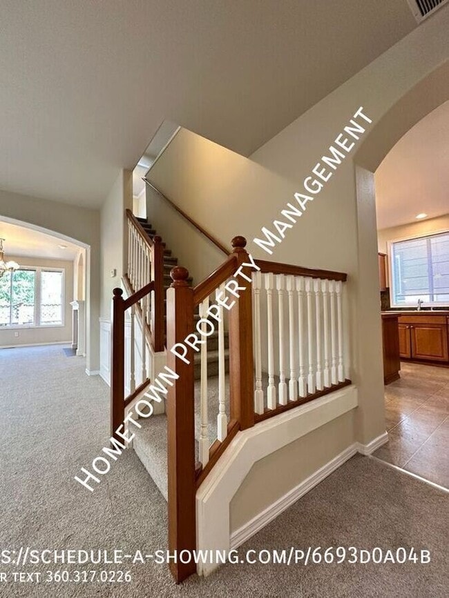 Building Photo - 4430 5th Ave NW