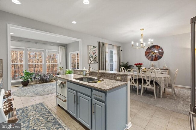 Building Photo - 42770 Keiller Terrace