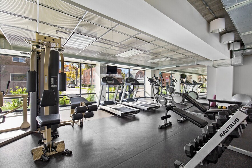 Building Photo - 101 Curry Ave