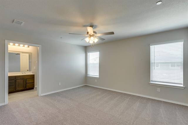 Building Photo - 2816 Bellflower Dr