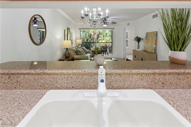 Building Photo - 15126 Parkside Dr