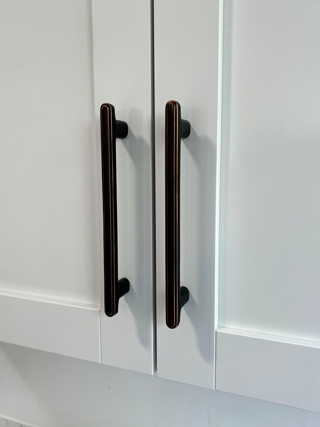 Building Photo - 4813 N College Ave