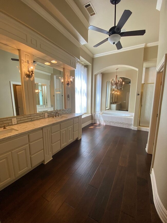 Building Photo - Stunning American River Canyon Custom Home