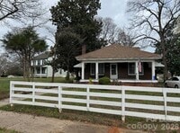 Building Photo - 1020 Richard St