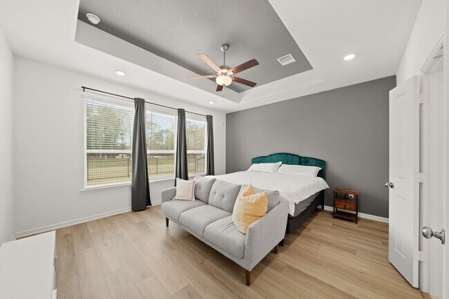 Building Photo - 9405 Vis Fls Trce