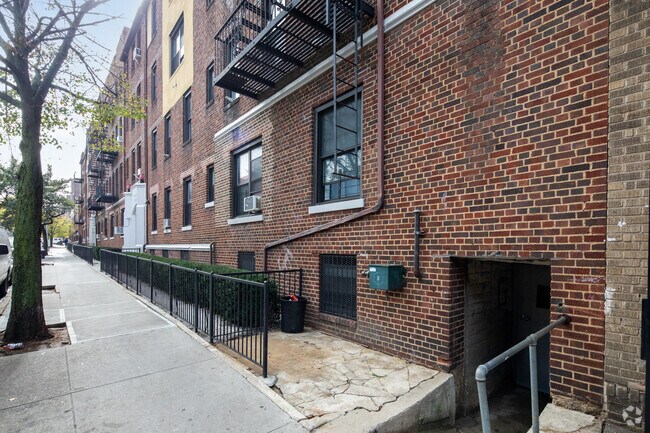 Building Photo - 32-40 93rd St