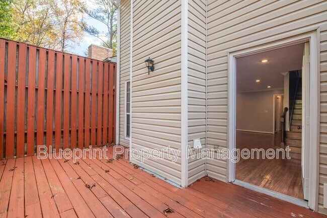 Building Photo - 118 Ridge Park Dr