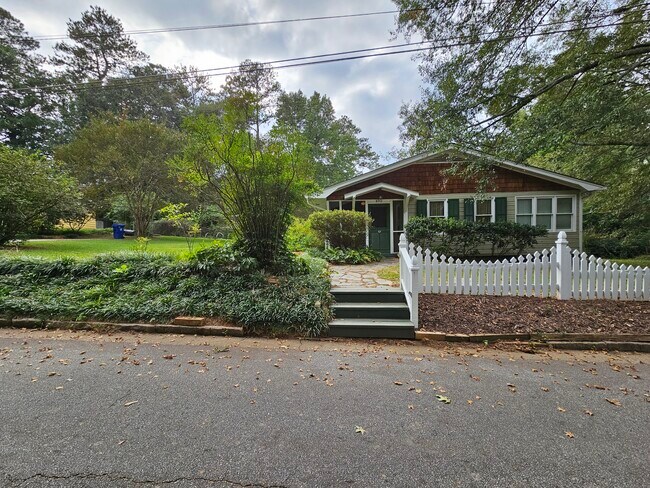 Primary Photo - 492 Hemlock Dr